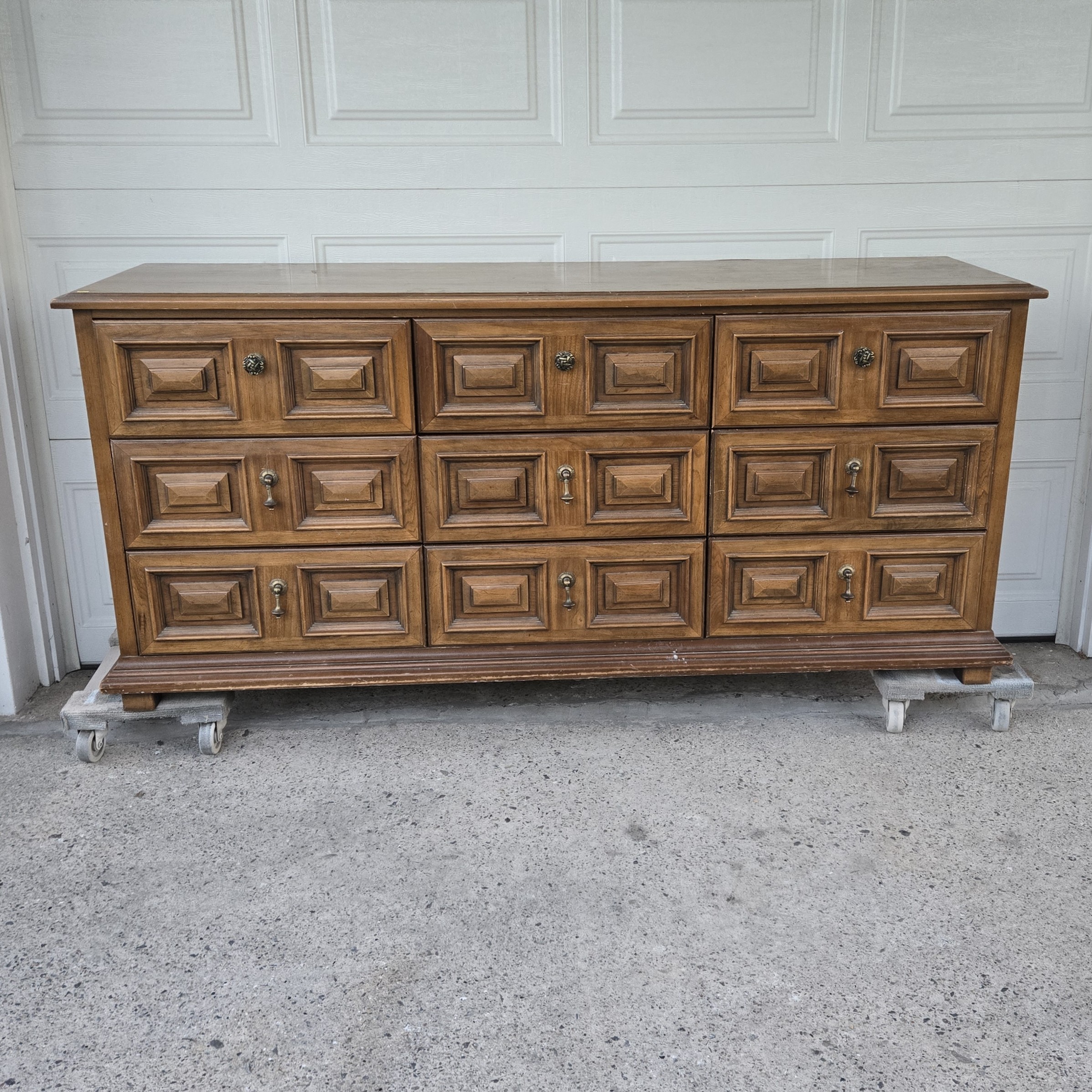 9-Drawer Dresser