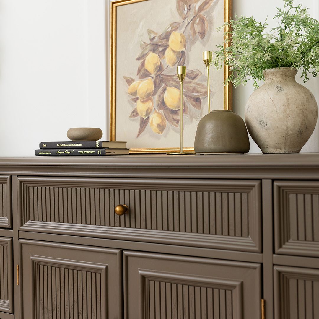 9-Drawer Bernhardt Dresser - Image 3